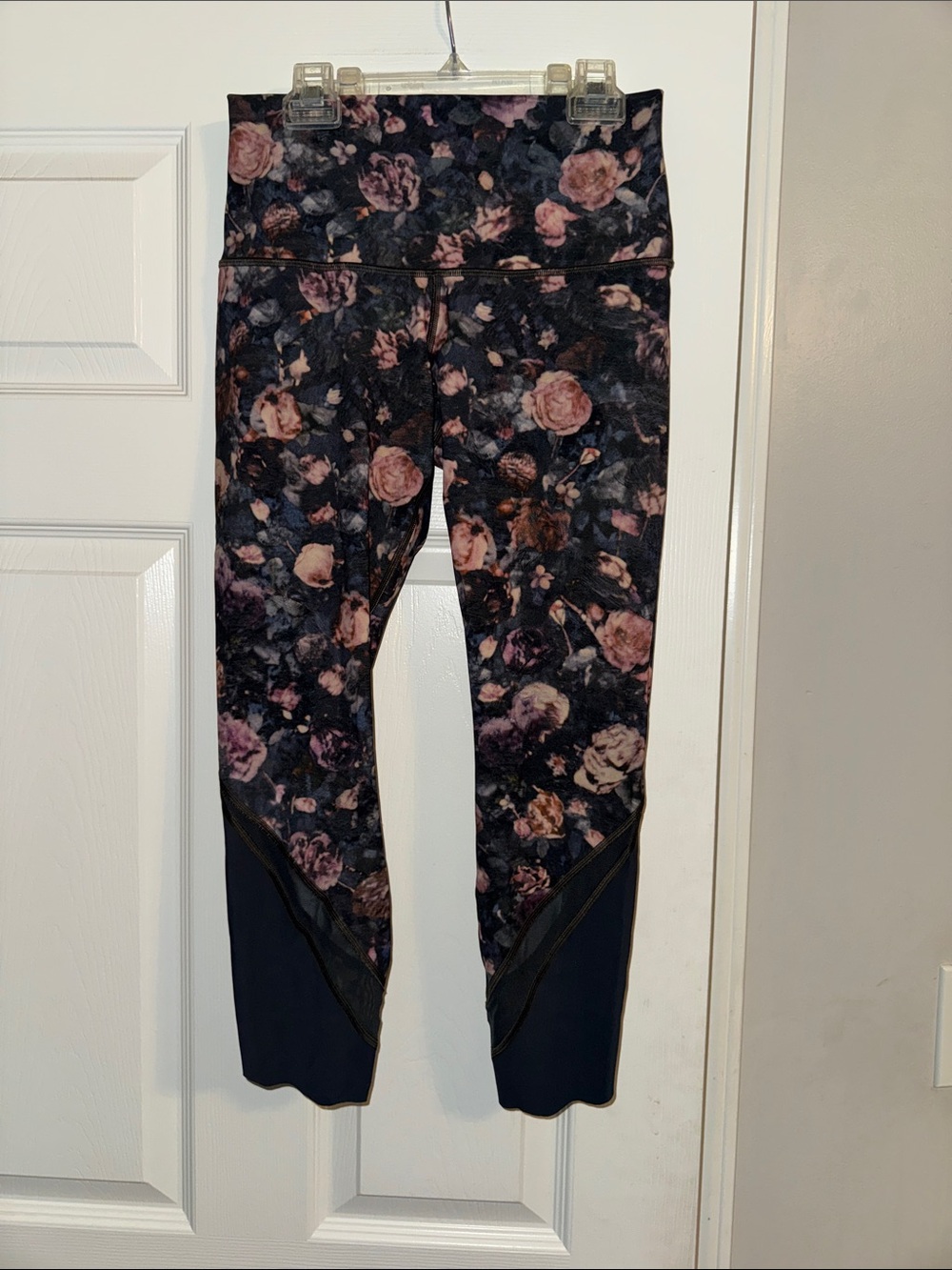 lululemon athletica Dark Floral High-Rise Cropped Leggings